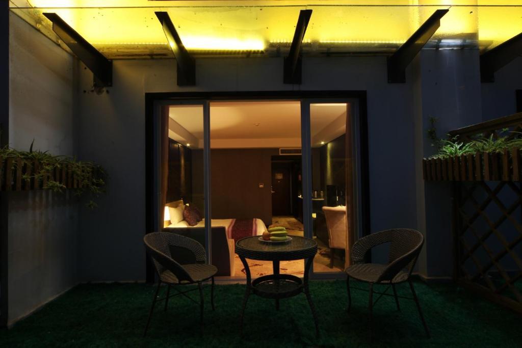Xiongzhao Grand Hotel Weishan 大荔 客房 照片